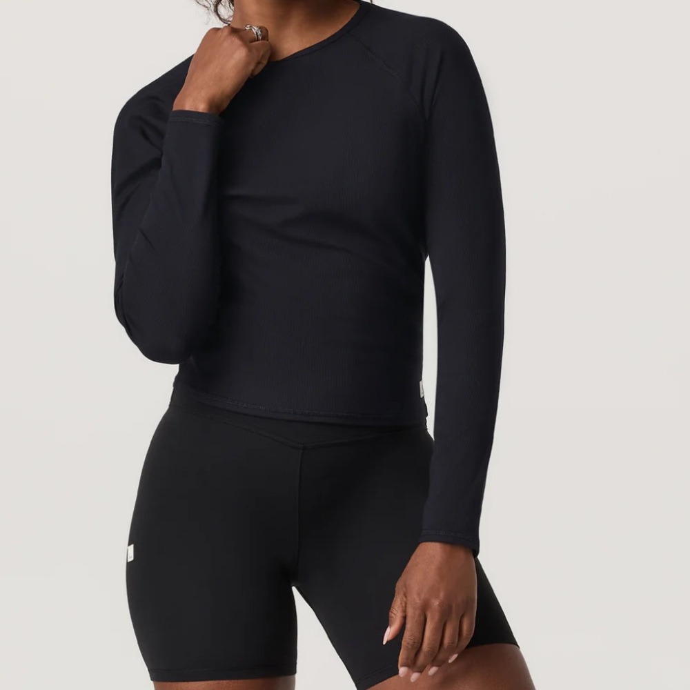 Vuori Long Sleeve Pose Crew
